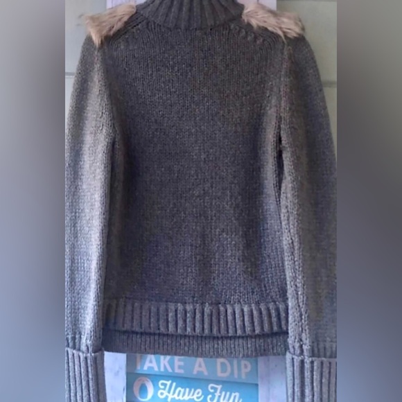 JUICY COUTURE y2K button up sweater coat or cardigan sweater wool & faux fur M - Picture 13 of 13